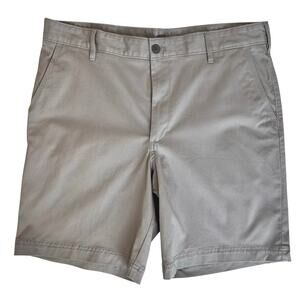 Izod Dark Gray Dress Shorts Mens 36 Athleisure Golf Casual Vacation Preppy Nice